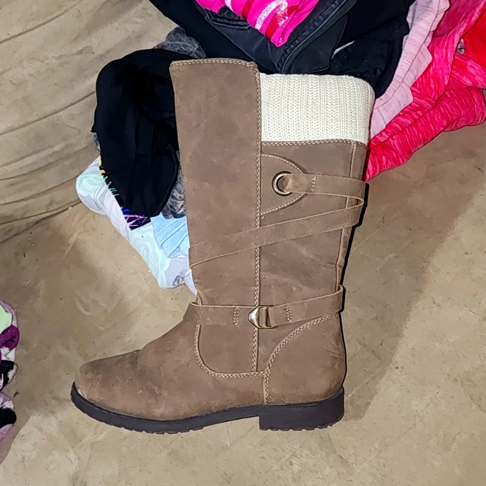 Rachel Shoes Lil Denver Girls Knee-High Boots in the Color Cognac - Size 4